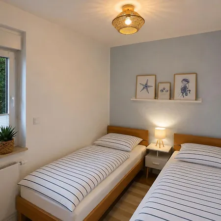 Apartment Kellenquartier - Boje 8 - Frisch Sanierte Dhh, 3sz Und Garten *